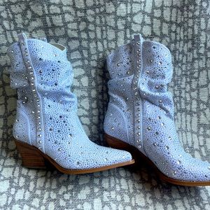 Jessica Simpson Rhinestone Western Boots/ Size 8/ White rhinestone